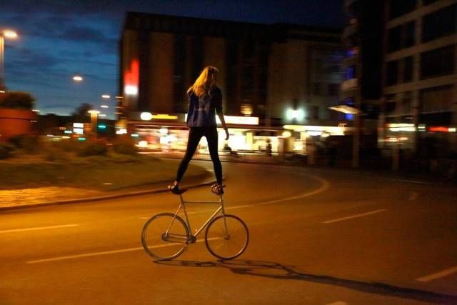 Забавные картинки с девушками