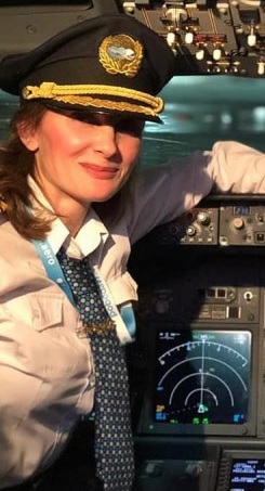 Россияне раскритиковали авиакомпанию за женский экипаж: «Я бы не хотела лететь в их смену!»