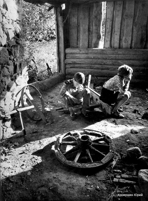 С чего начинается Родина. Юрий Хромушин.Фото.