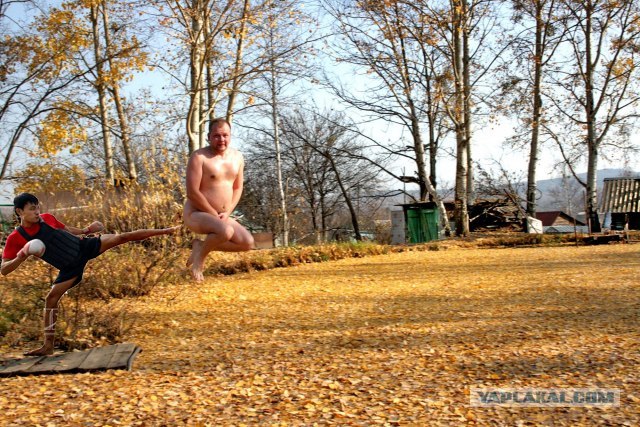 Осень наступила, падают листы