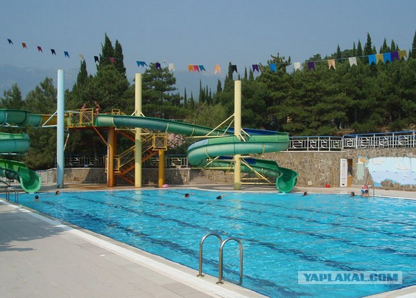 Артек, "ужасы" российской действительности