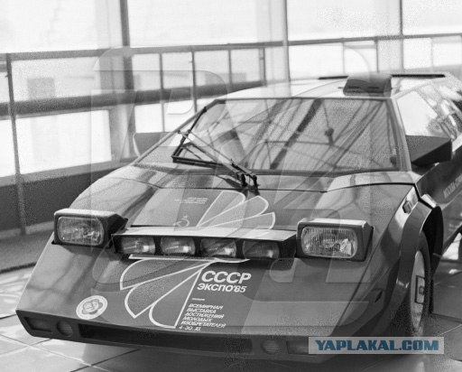 В СССР человек желал Lamborghini Countach, фото
