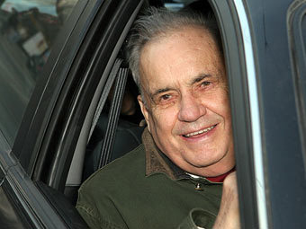 Акробатический этюд в парковочных тонах