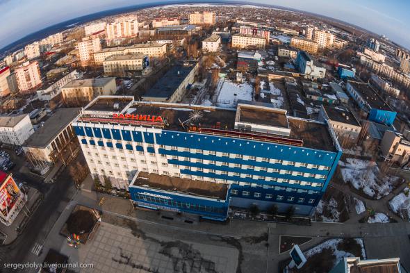 Мирный - город с дырой в земле