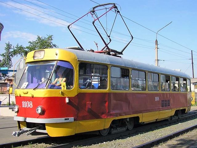 Кличко презентовал трамвай с WI-FI и USB