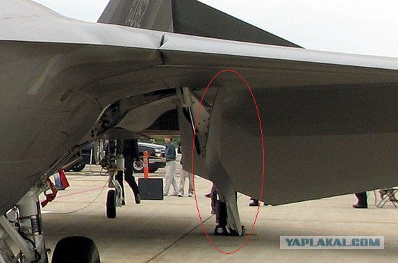 Прогулка вокруг F-22 Raptor