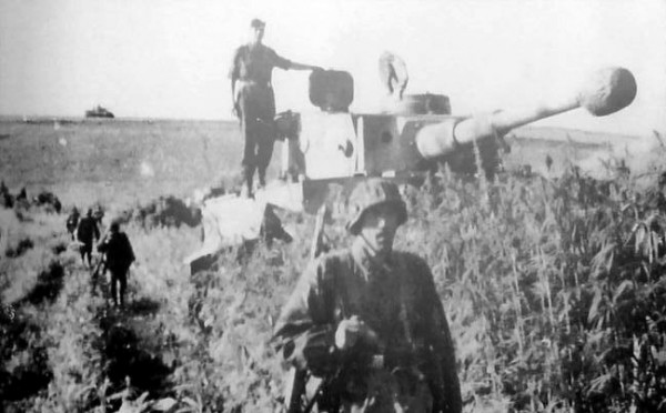 2.SS-Panzer Division "Das Reiсh" в хуторе Яхонтов под Белгородом: 5 июля 1943 г, 6 часов утра