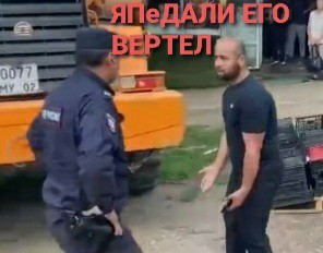 В Уфе снесли незаконно построенный ларек с фруктами