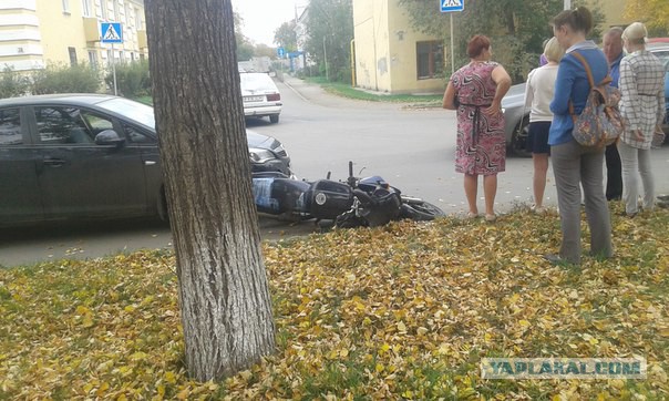 Жесткое сальто. Уже без мотоцикла.