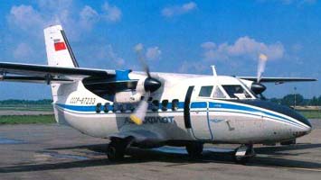 Дарите детям самолёты!