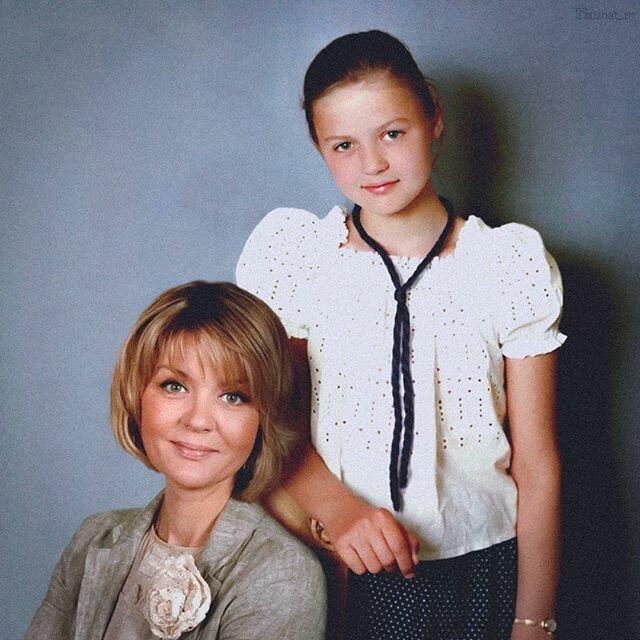 17 российских звёзд, которые встретились с самими собой в молодости, благодаря фотошопу
