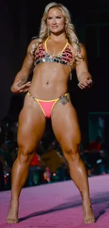 Неплохо толкнула