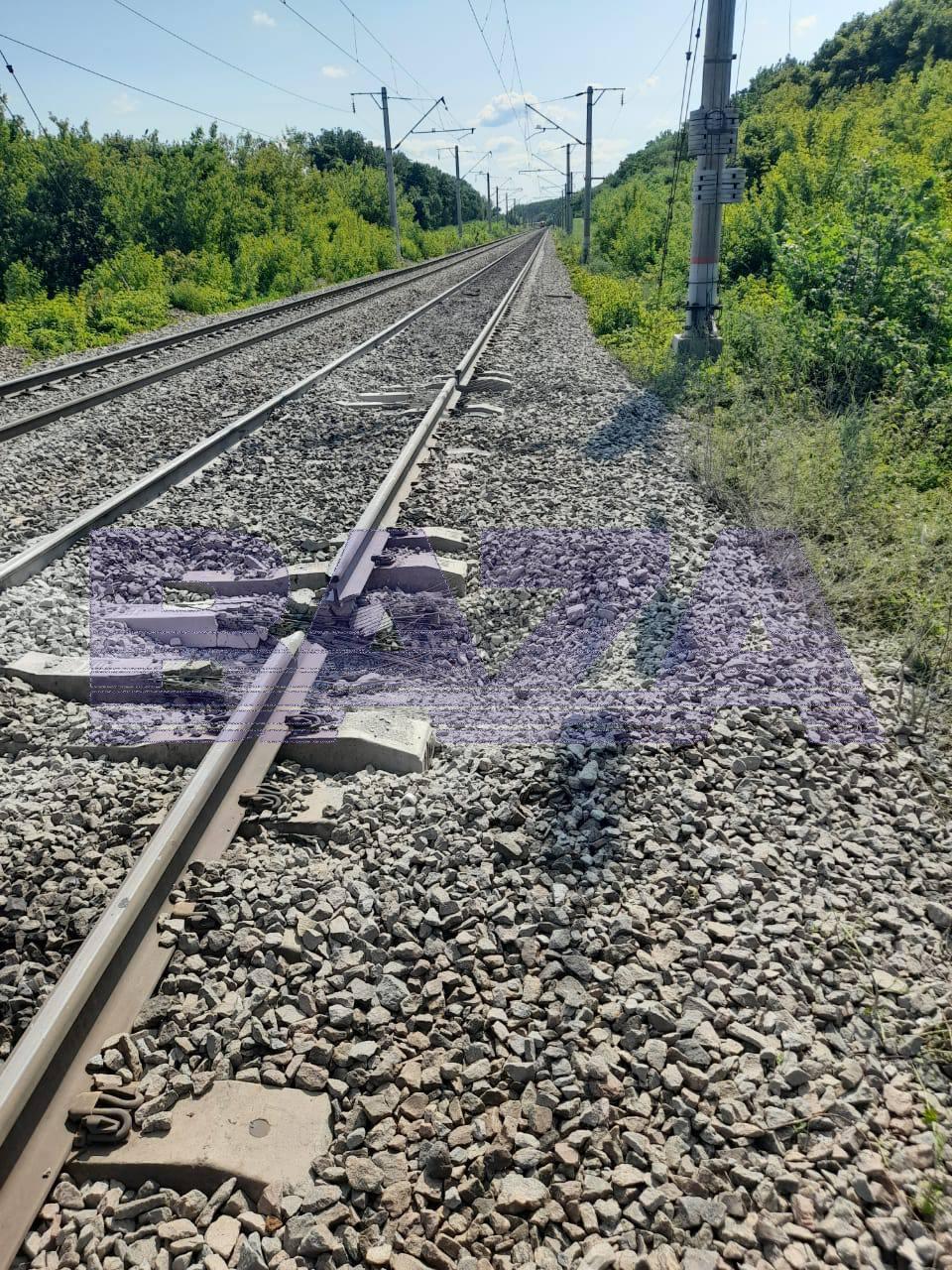 Взрыв на ж/д путях произошел между станциями Евдаково и Сагуны в Воронежской области