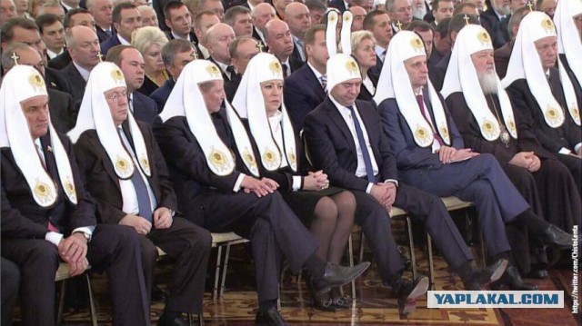 Кадило крутится, лавэха мутится
