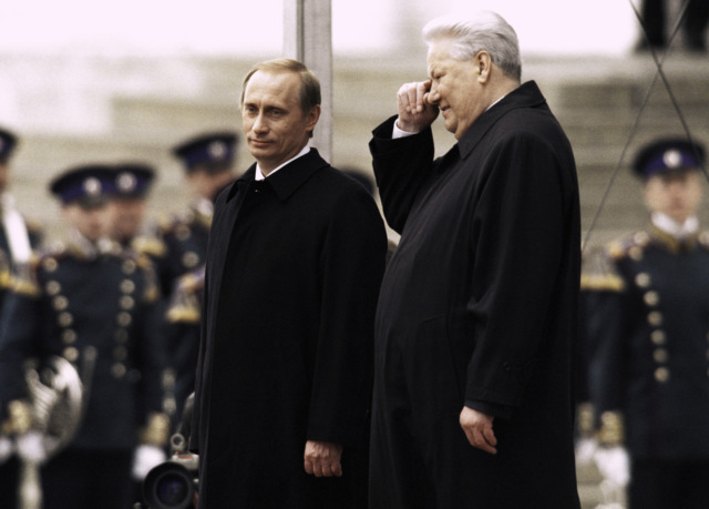 18 лет назад Ельцин назвал Путина своим преемником