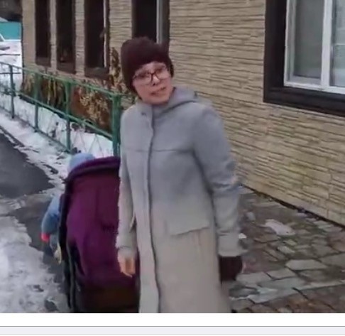 Яжемать пробует себя на педагогическом поприще
