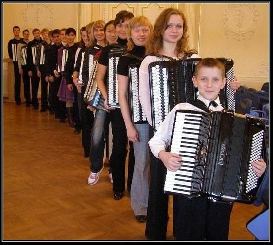Раскопки архивов картинок.