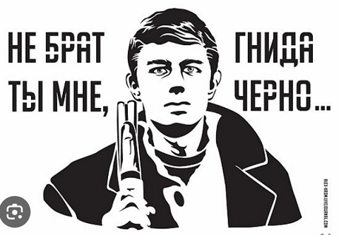 Москвичка возмутилась запретом полицейских на проход по улице до любимой кофейни. Стражи порядка сослались на режим, введенный ради намаза.