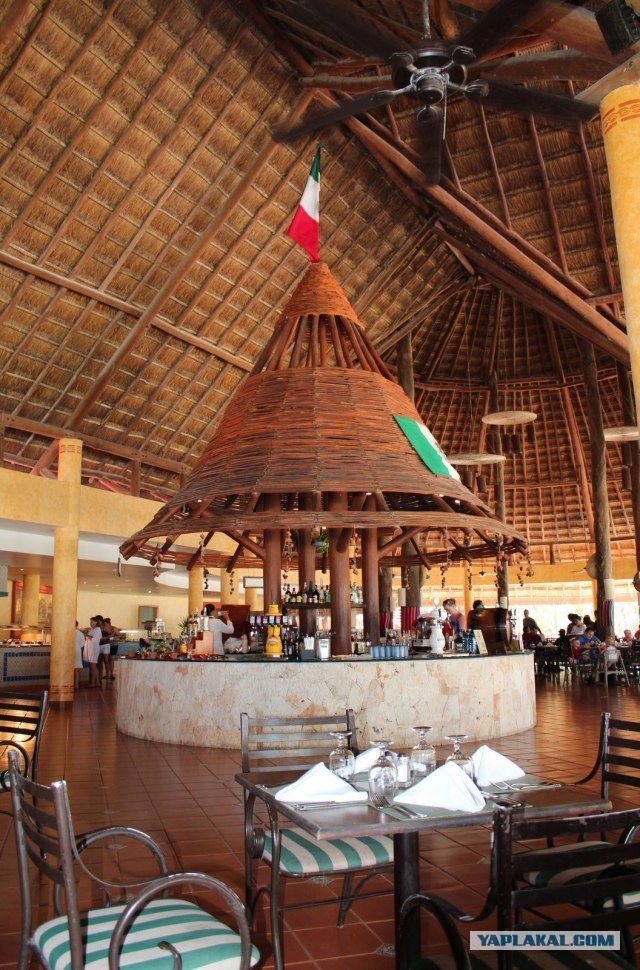 Поездка в Мексику (за деньги)