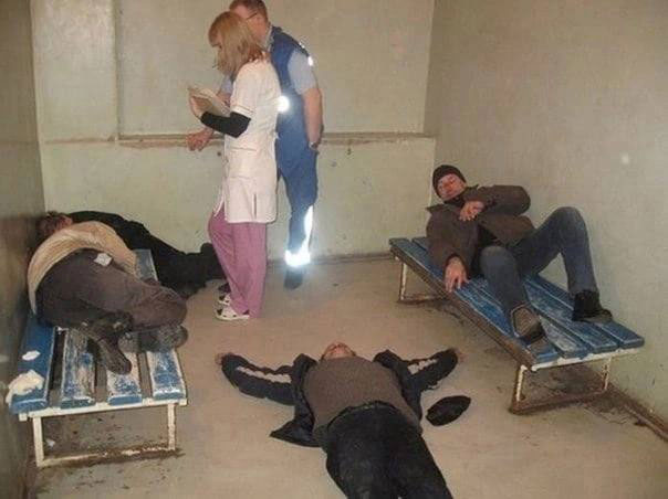 В Миассе более 35 сотрудников скорой помощи написали заявления на увольнения