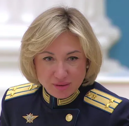 Джессика Фостер. Красивая военнослужащая, которая привела в восторг миллионы, на самом деле не существует.