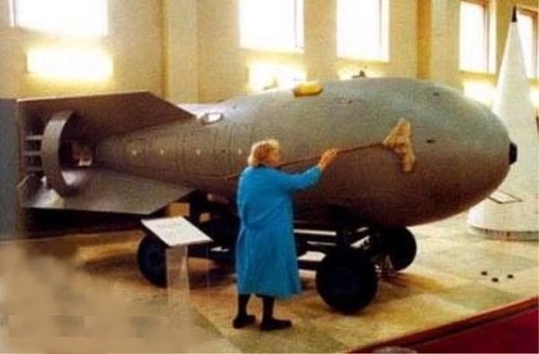 Генсек НАТО «настоятельно» рекомендовал России пересмотреть решение о приостановке участия в ДСНВ-3
