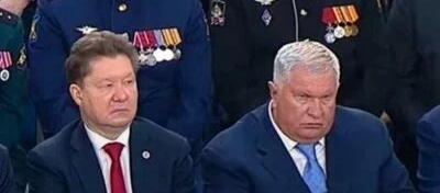 Опять скомуниздили.