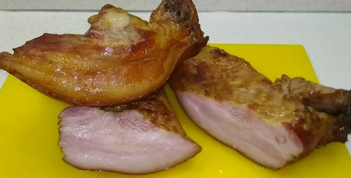 Мясо свиных голов