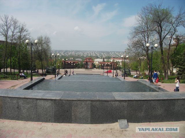 Луганск. 1 мая