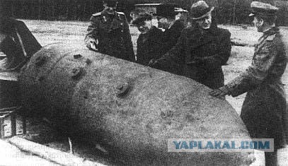 Авиабомбу в тонну весом нашли у железной дороги в Новгородской области
