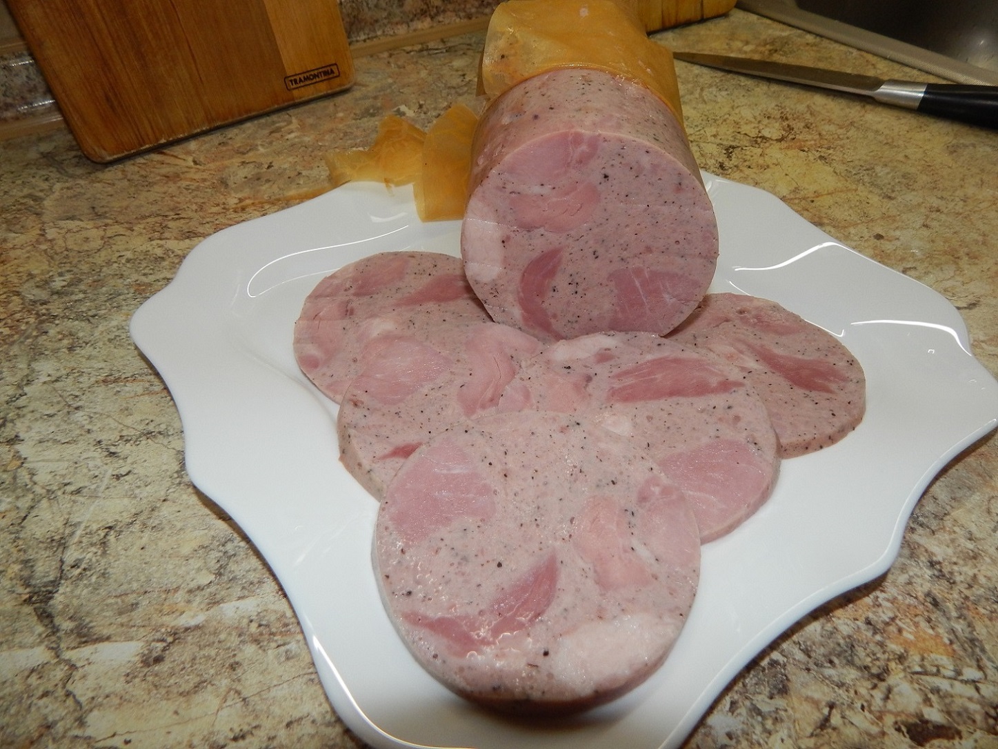 Колбаса в домашних условиях из свинины в кишке с нитритной солью рецепт с фото