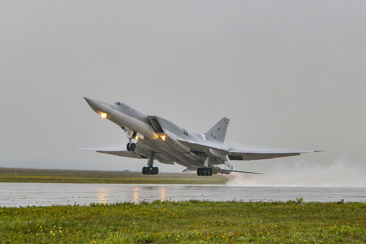 Разбился стратегический бомбардировщик ТУ-22М3
