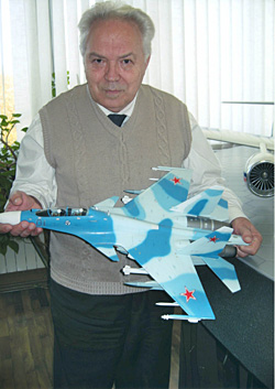 F-22 против Су-37