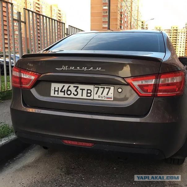 «АвтоВАЗ» объявил о начале производства Vesta SW и Vesta SW Cross.