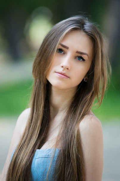 Девушки на улицах