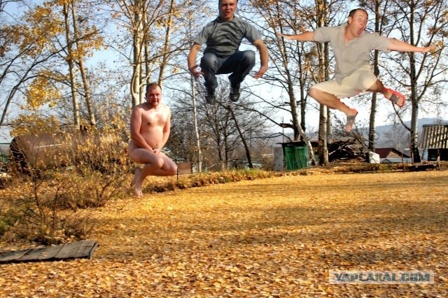 Осень наступила, падают листы