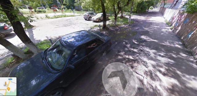 Коммунальщики решили наказать водителя, который помешал ремонтировать дорогу в Екатеринбурге
