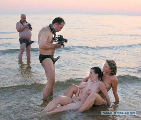 На пляжах страны