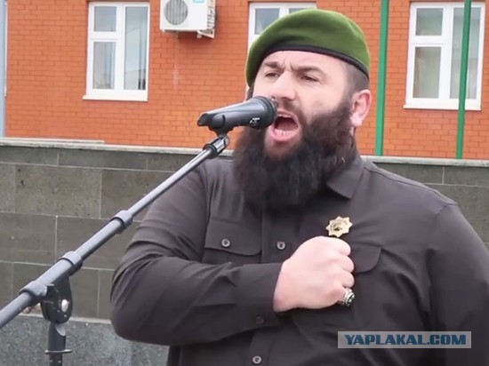 На фото мальчик Богдан Зиза, 28 лет.