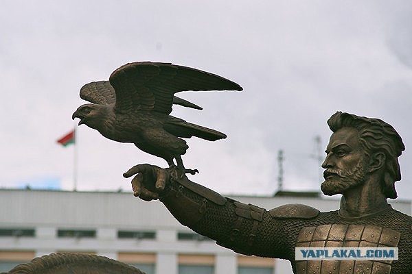 Лукашенко, УПА, Хатынь
