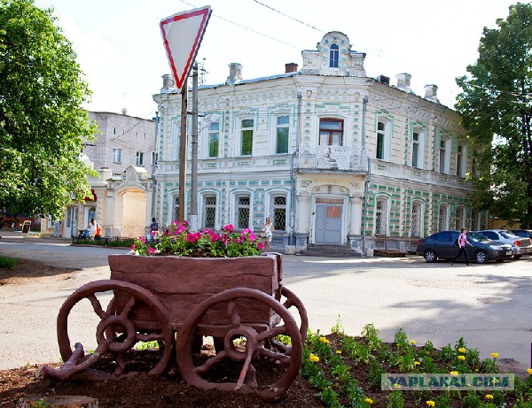 А давайте расскажем про свои города?