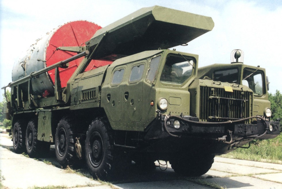 Военная машина с ракетой. Смотреть фото Военная машина с ракетой. Смотреть картинку Военная машина с ракетой. Картинка про Военная машина с ракетой. Фото Военная машина с ракетой