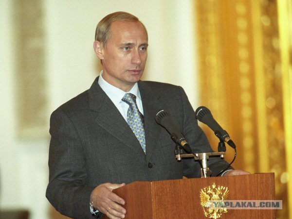 Угадайте с трёх раз, что общее на трёх фотках?