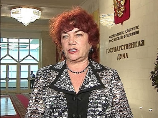 Депутат призвала россиянок не поднимать тему приставаний. «Домогаются к тем, кто дает повод»