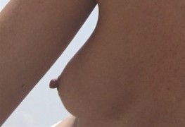В сеть слили фотки голой невесты принца Гарри Меган Маркл