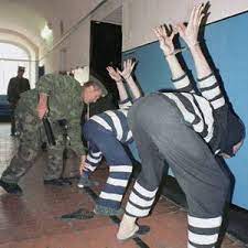 Экс-сенатора Арашукова и его отца приговорили к пожизненному заключению за убийства
