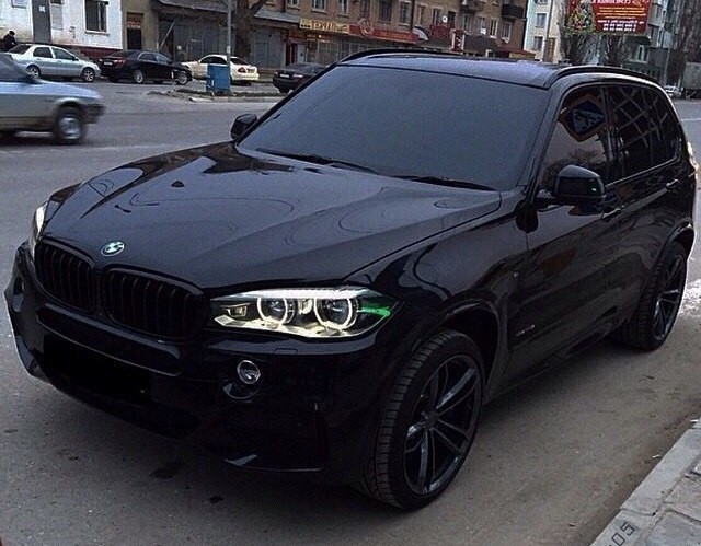 Bmw m5 e60. Бмв 330 без номеров. Bmw e60 525 black. Бмв 5 е60 зима. Бэха с номерами аахахаххаха.