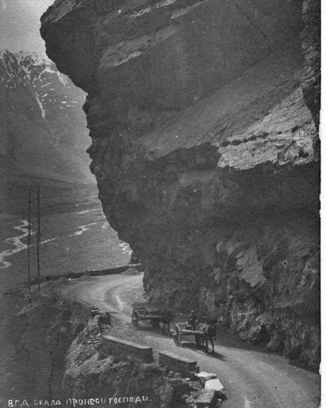 Лица, события, эпохи: редкие исторические фотографии, которые перенесут вас в другое время