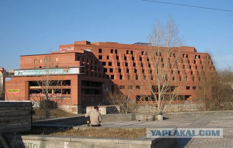 Прогулка по недостроенному отелю в Питере