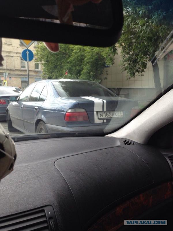 BMW E39 м165ак77 сбил человека и скрылся